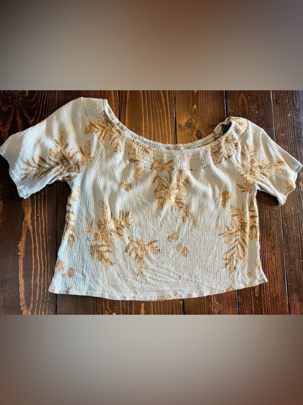 Sadie & Sage Textured Floral Short‑Sleeve Top – Cream/Brown – Size S